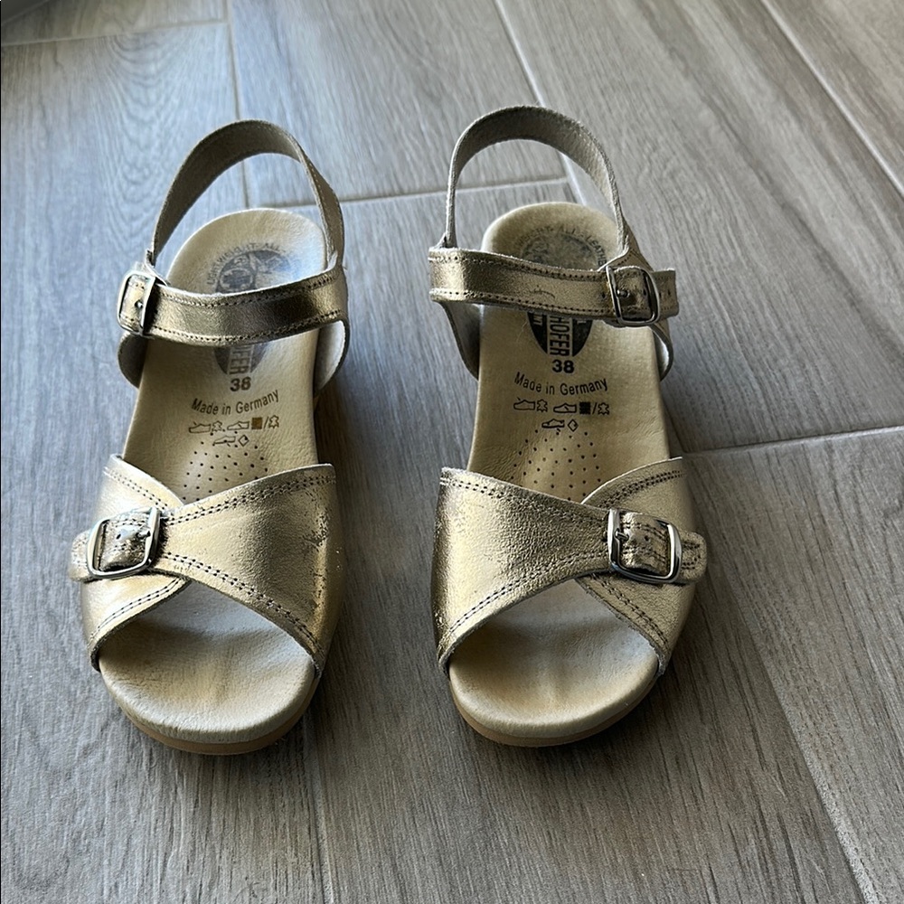 WORISHOFER Distressed Gold Sandals All leather and cork size 38 style 711 Size 7